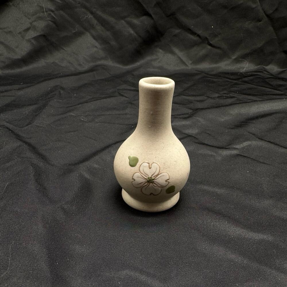 VTG Pigeon Forge Pottery bud vase